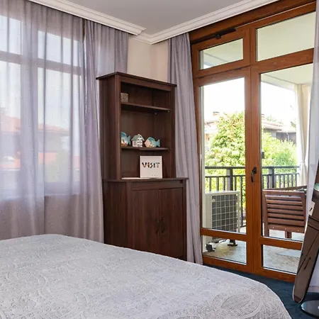 Apartmán Kalianny Cozy In Santa Marina With Pool & Terrace